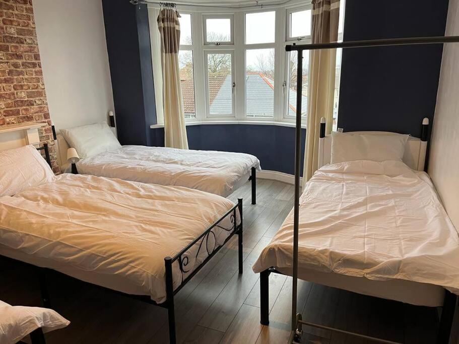 Ovington Grove 2 Fully Equipped Kitchen Free Parking 3 Bedrooms Netflix Newcastle upon Tyne Buitenkant foto