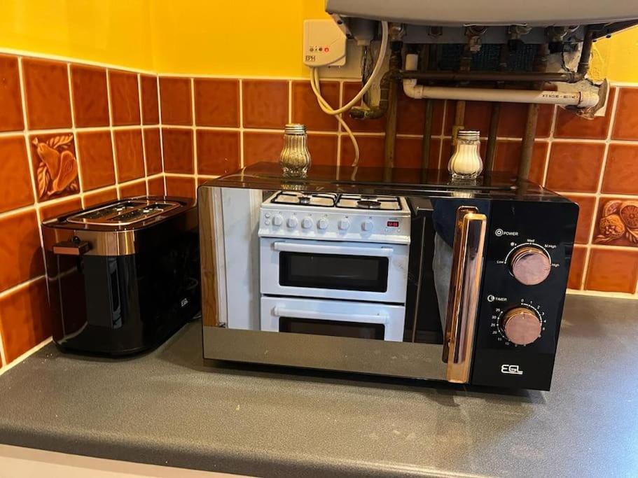 Ovington Grove 2 Fully Equipped Kitchen Free Parking 3 Bedrooms Netflix Newcastle upon Tyne Buitenkant foto